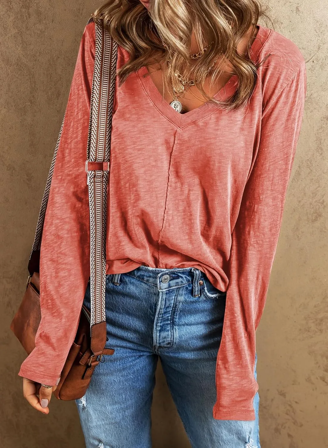 EVALESS Spring Tops for Women Beach Vacation Clothes V Neck Summer Tops Long Sleeve Shirts Basic T Shirts Women's Clothing