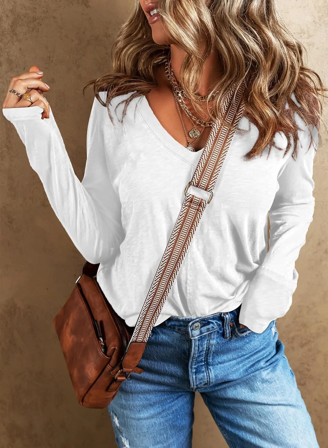 EVALESS Spring Tops for Women Beach Vacation Clothes V Neck Summer Tops Long Sleeve Shirts Basic T Shirts Women's Clothing