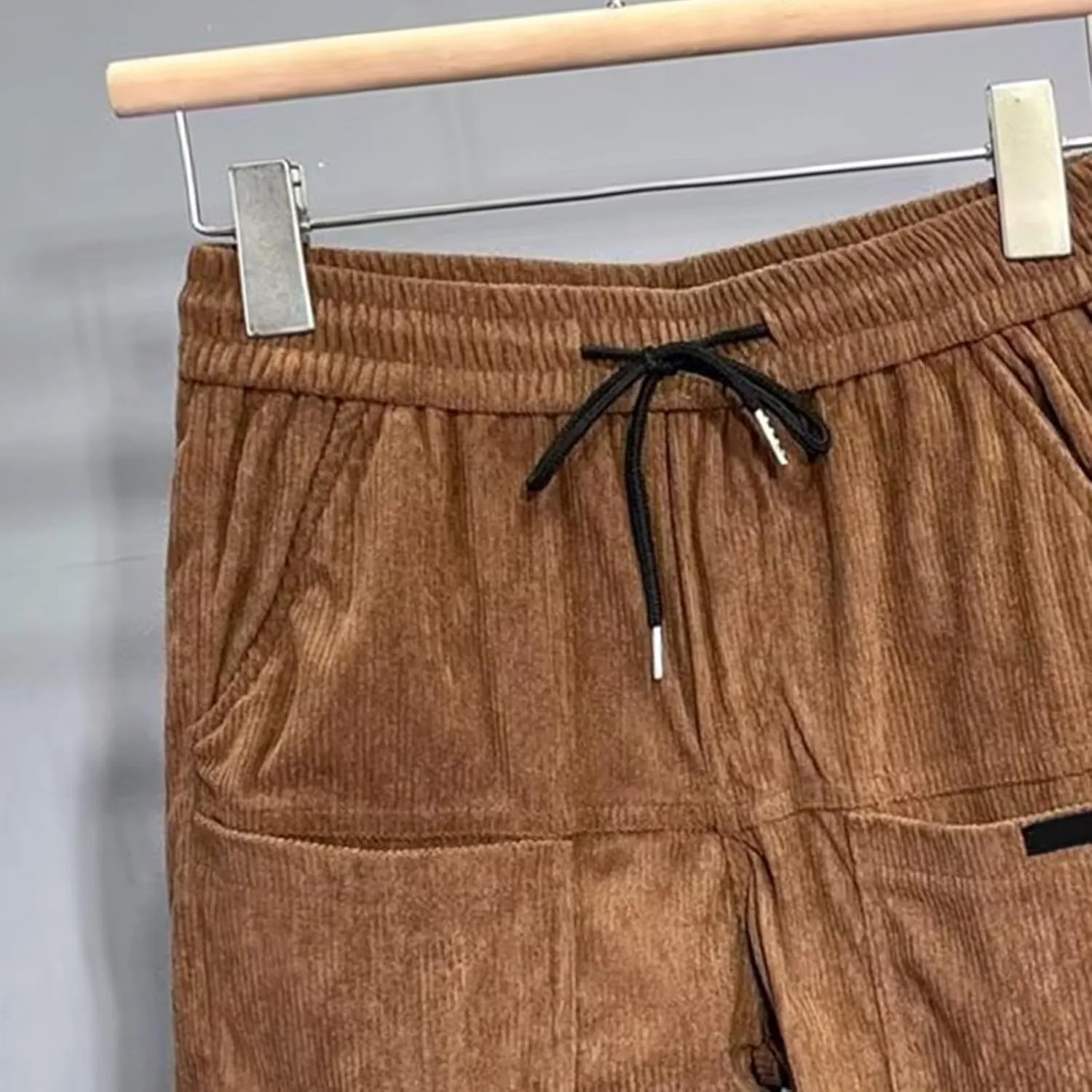 Men's Casual Shorts Cotton Texture Elastic Waist Drawstring Cargo Pants Fashion Summer Loose Shorts with Multi Pocket