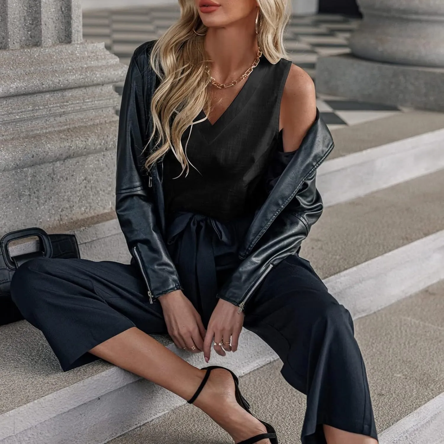 V Neck Linen Tank Tops for Women Casual Stylish Lightweight Summer Solid Breathable Loose Fit Basic T Shirts Blouses