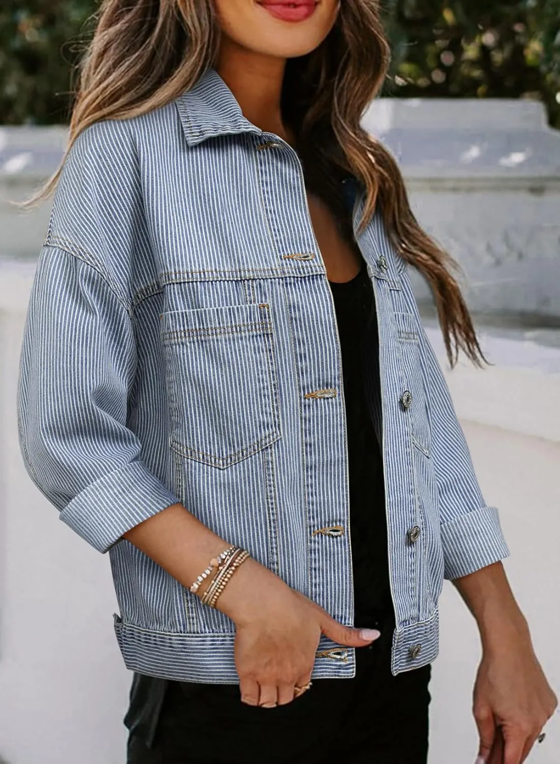 Women's Denim Jacket Long Sleeve Oversized Button Down Jean Coat Fall Casual Work Shacket with Chest Pockets