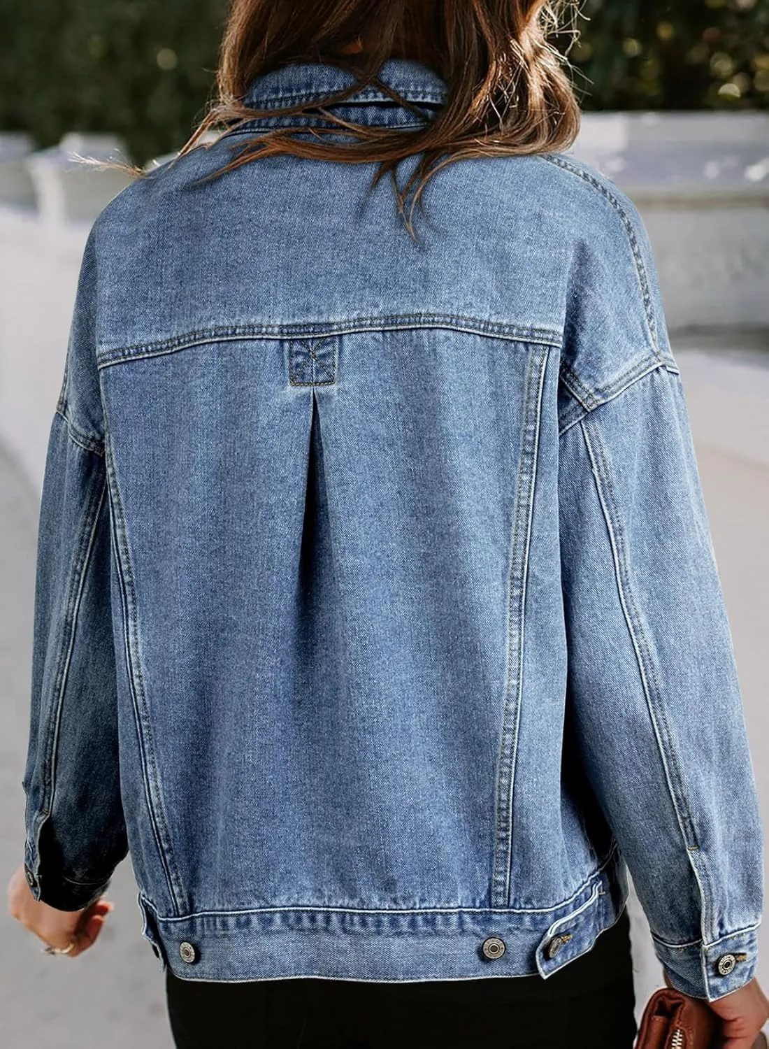 Women's Denim Jacket Long Sleeve Oversized Button Down Jean Coat Fall Casual Work Shacket with Chest Pockets